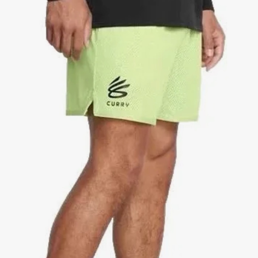 Men's Under Armour Curry Shorts Size XL - Neon Green